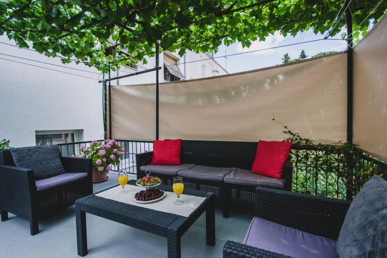 Marjan Hill 3-Br Apt,5 Guests Private Garden Near Beach Split Exterior foto