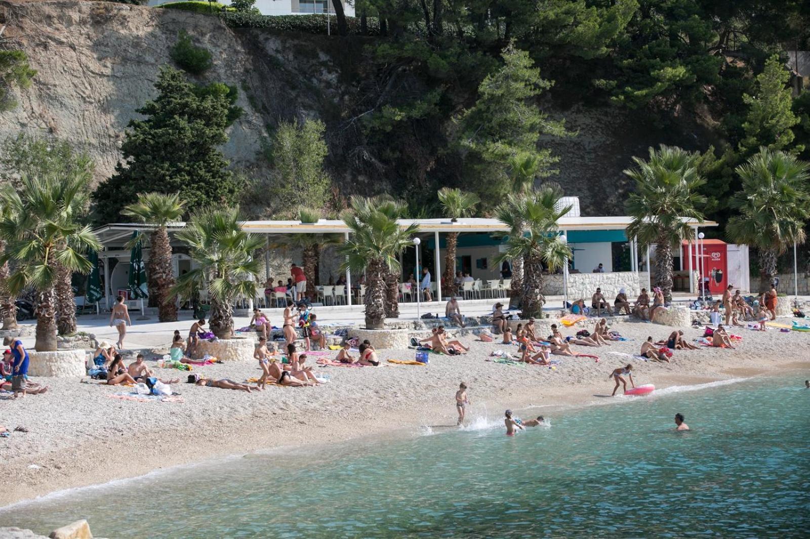 Marjan Hill 3-Br Apt,5 Guests Private Garden Near Beach Split Exterior foto